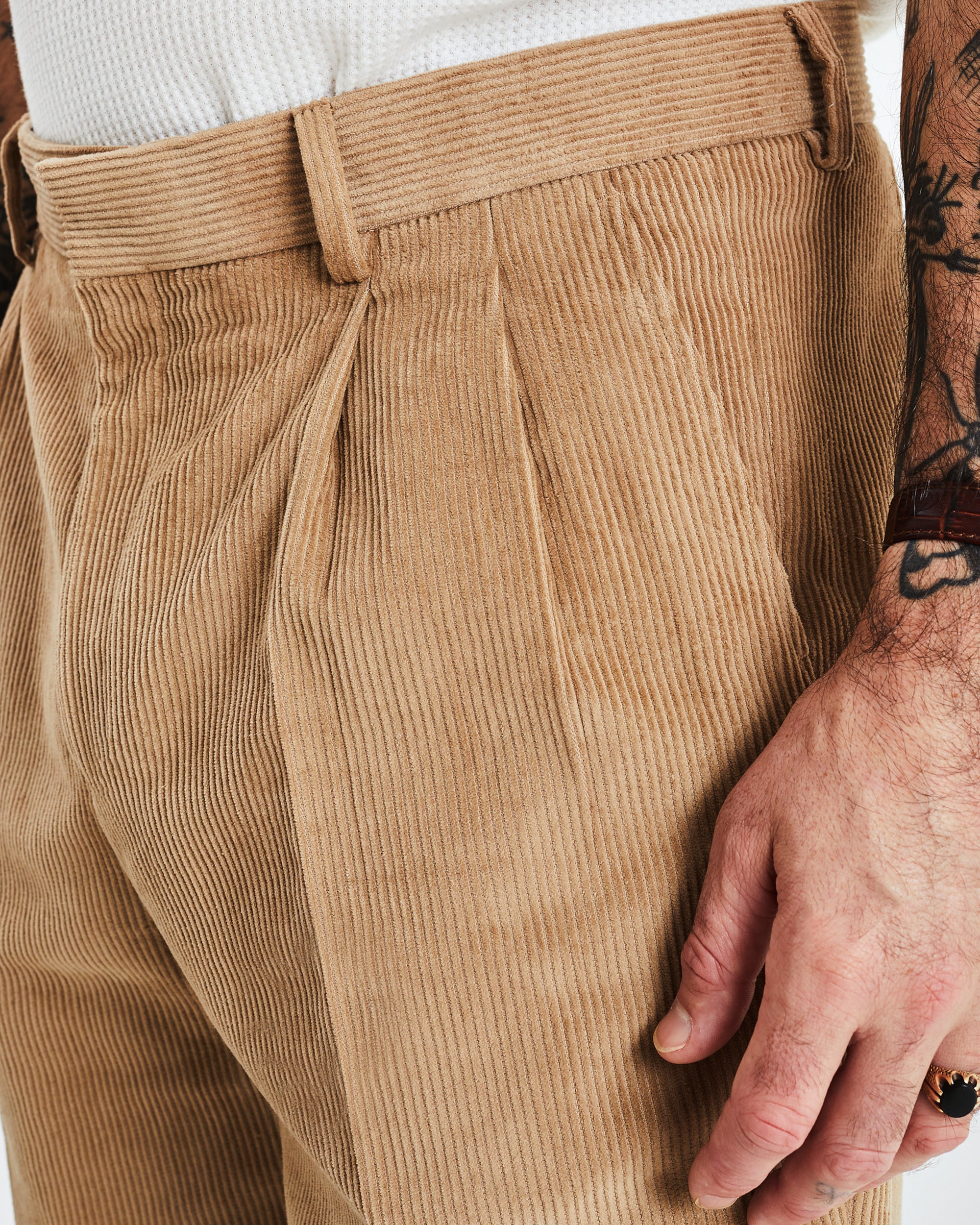 Pleated cord pant - Beige