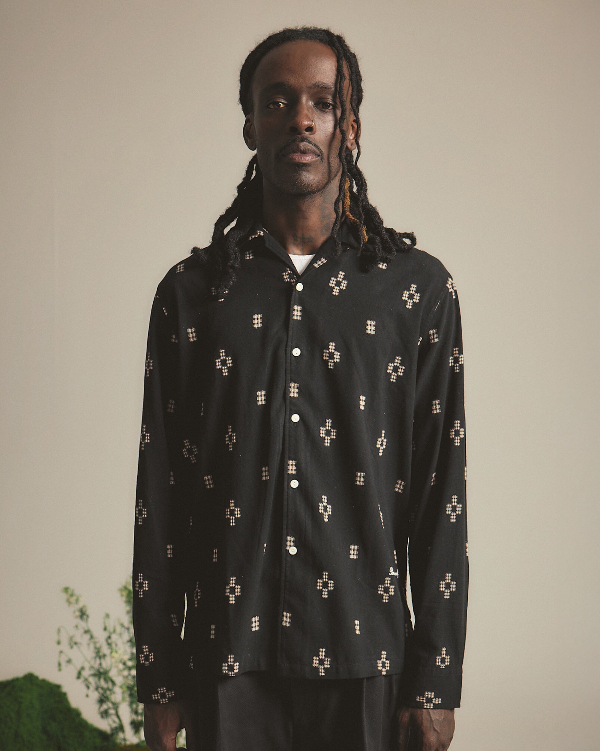 Kelp L/S Shirt - Black