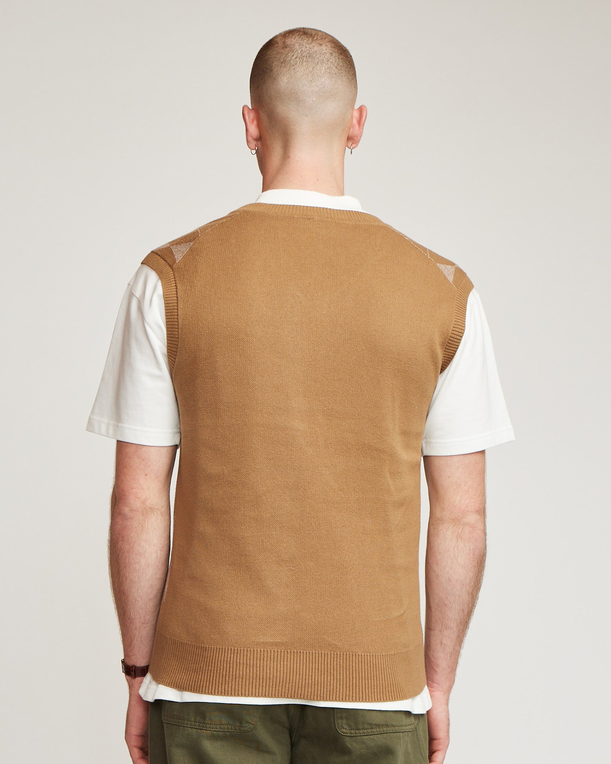 ARGYLE knitted vest - Brown