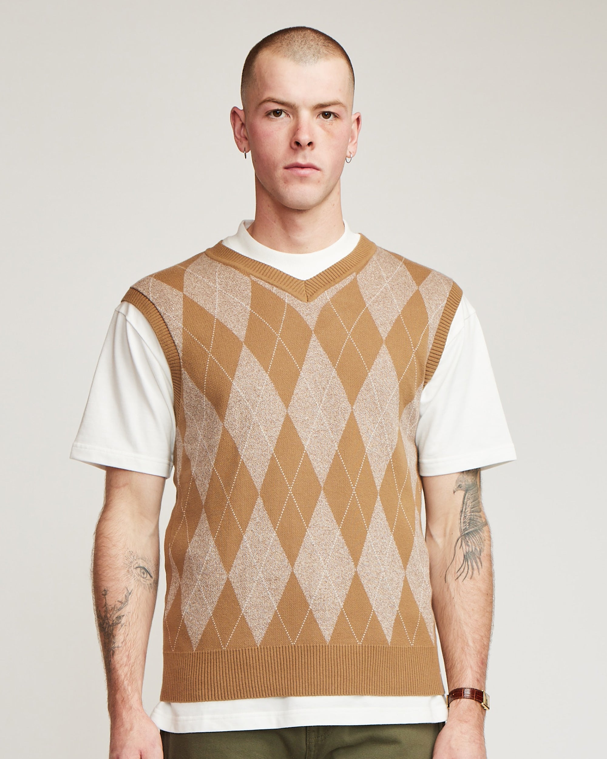 ARGYLE knitted vest - Brown